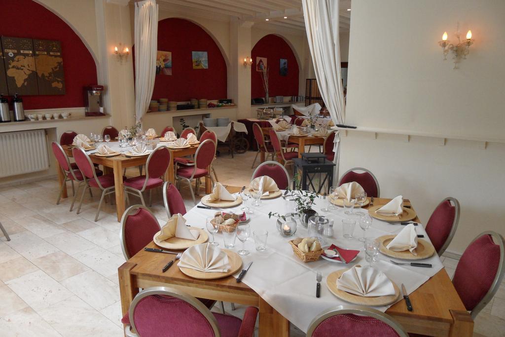 Hotel Admiraal Lanaken Luaran gambar