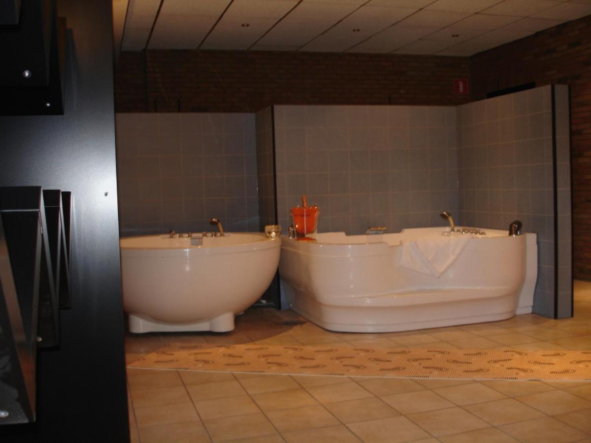 Hotel Admiraal Lanaken Luaran gambar